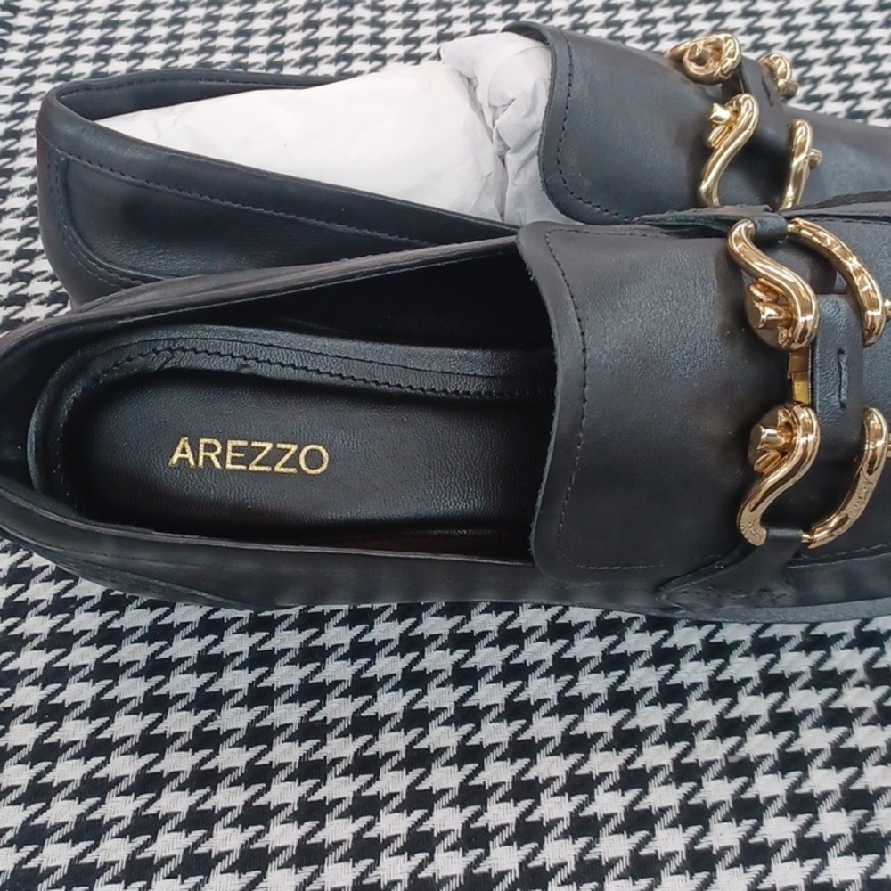 Arezzo Leather Loafers NWOB - Picture 4 of 9